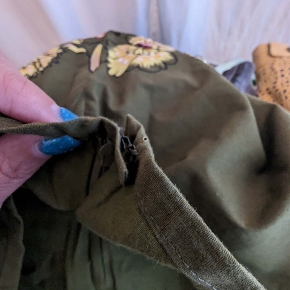 Lapis Green Whimsical Skirt With Sequin Floral Detail - Picture 12 of 12